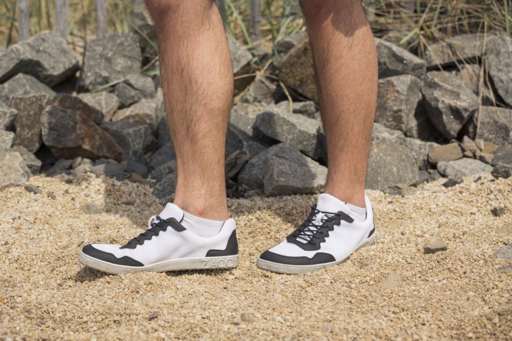 DUPLEQ Black White Vegan