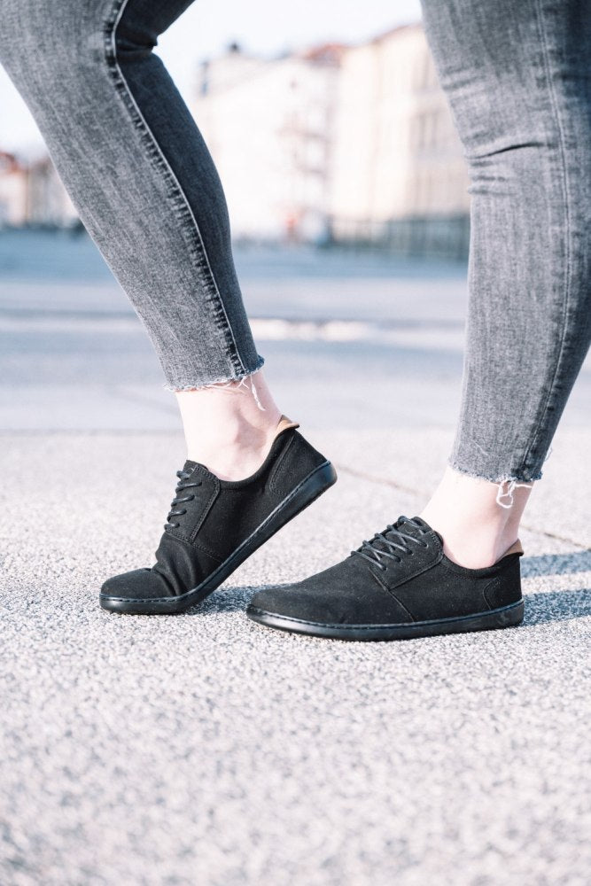 PIQUANT Vegan Black