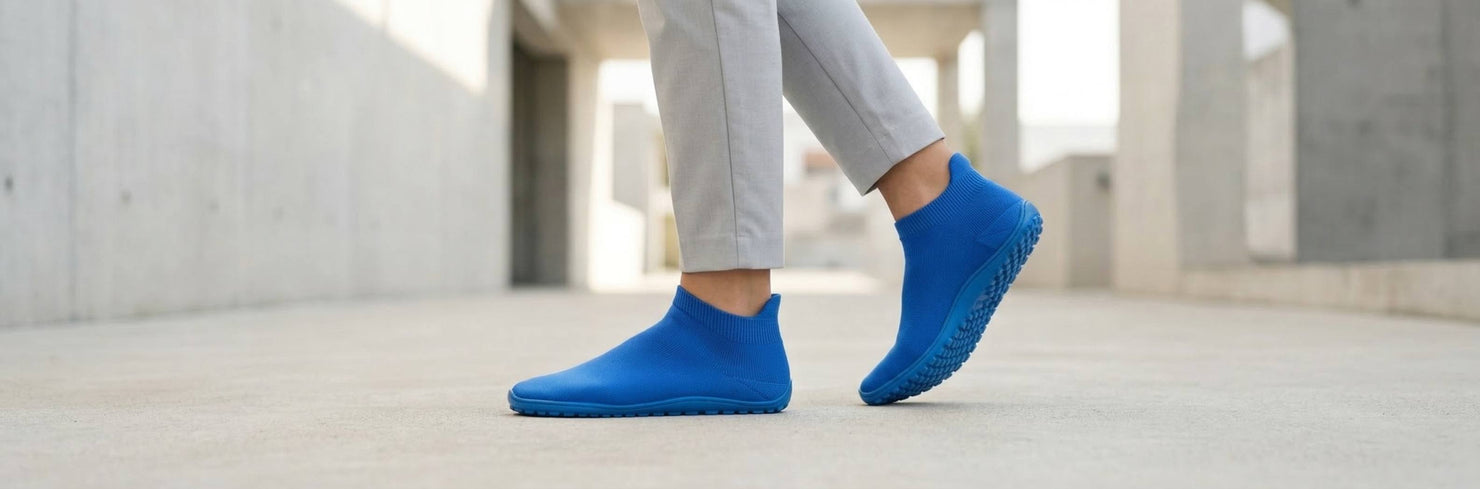 blaue Sockenschuhe von ZAQQ Barfußschuhe für Damen