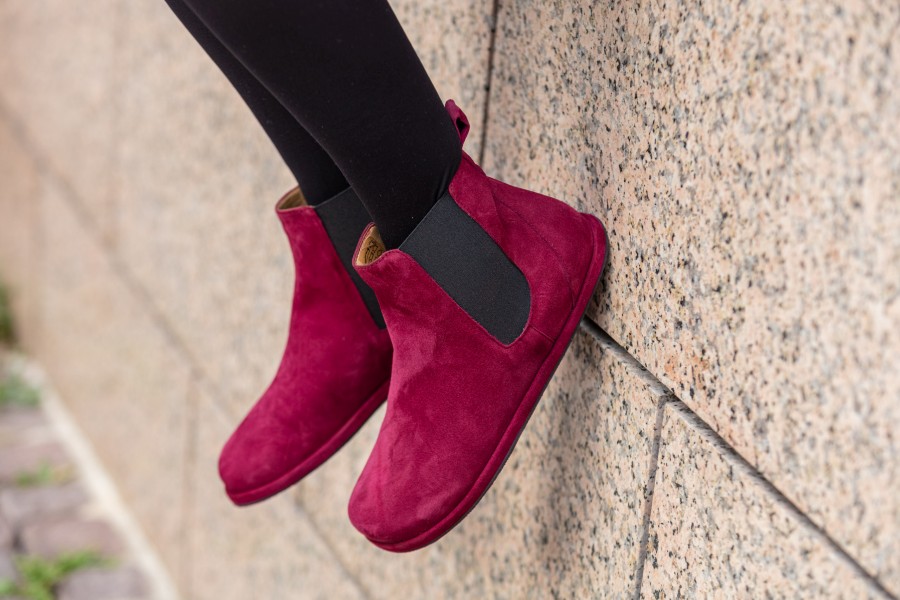 rote-Chelsea-Boots-Barfussschuhe